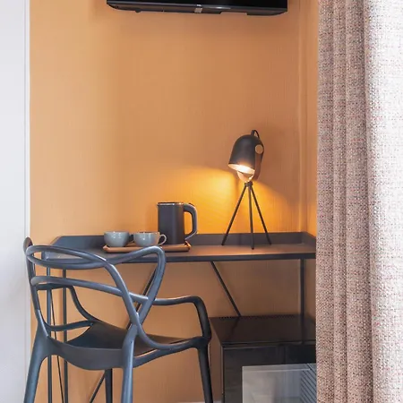 Coypel By Magna Arbor パリ