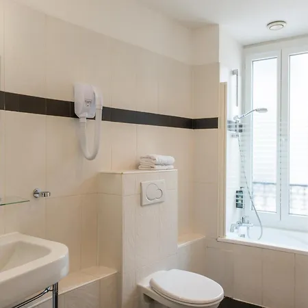 Coypel By Magna Arbor 3* パリ