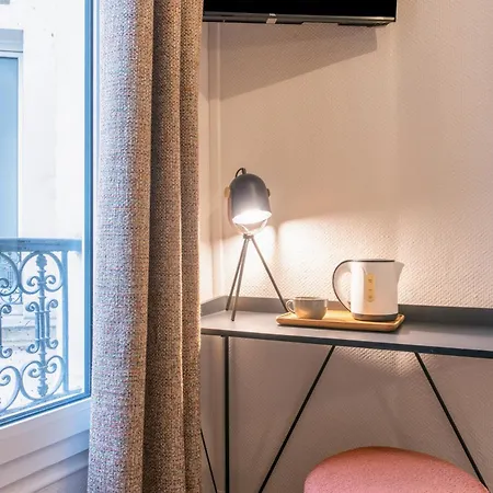 Coypel By Magna Arbor パリ